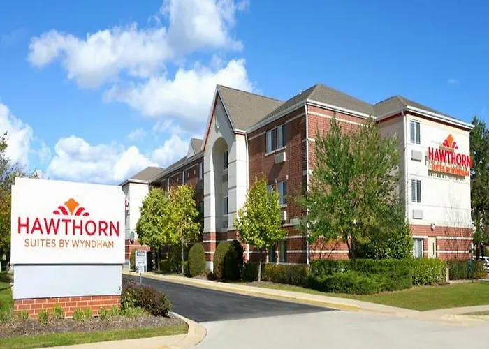 Mainstay Northbrook Hotel 3*