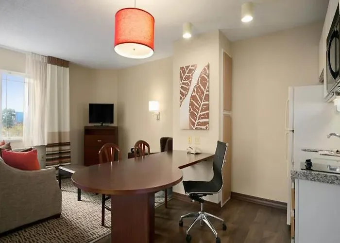 Mainstay Northbrook Hotel Wheeling